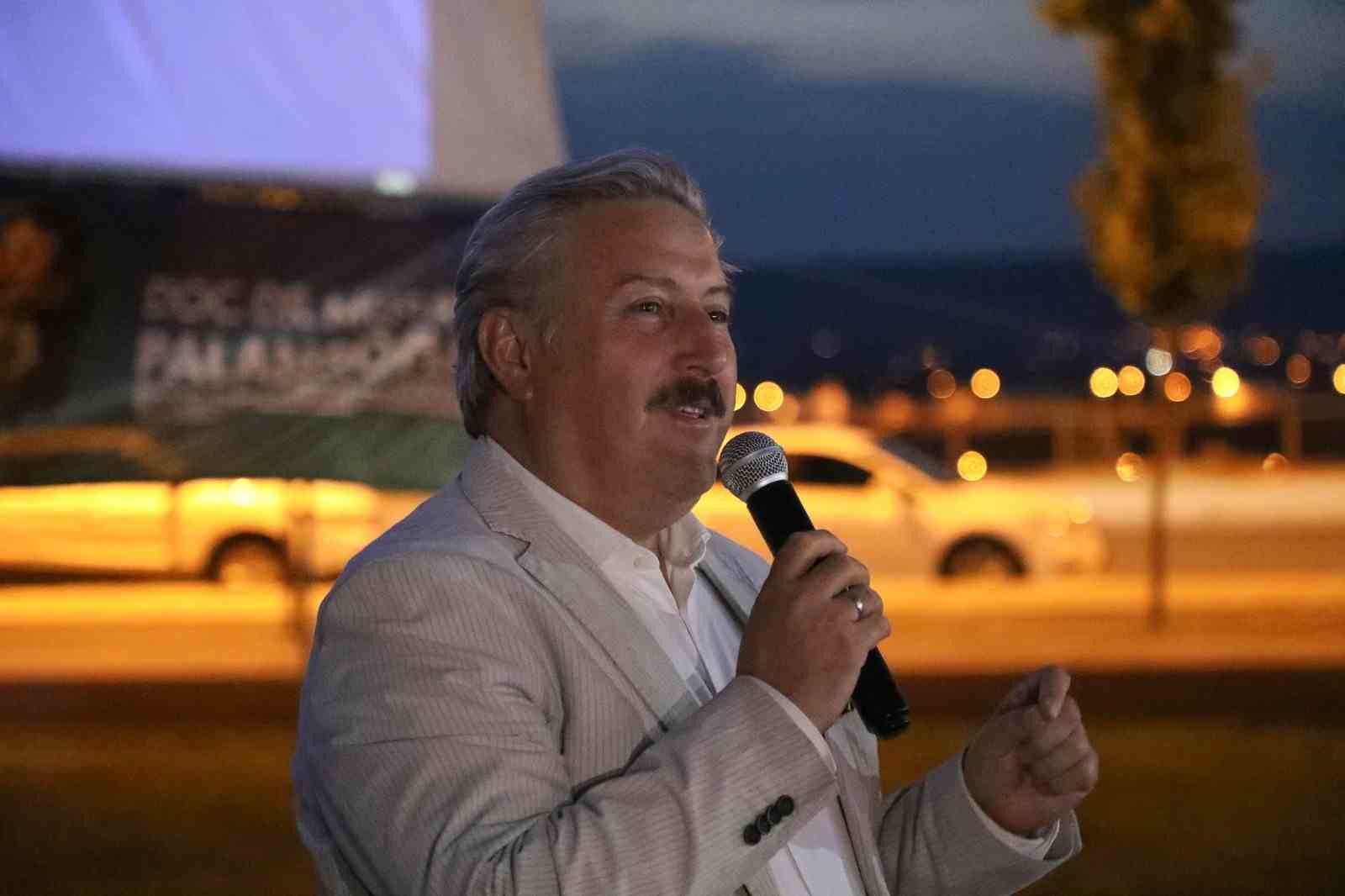 Başkan Palancıoğlu; Sinema Günleri’nde vatandaşlarla bir araya geldi 