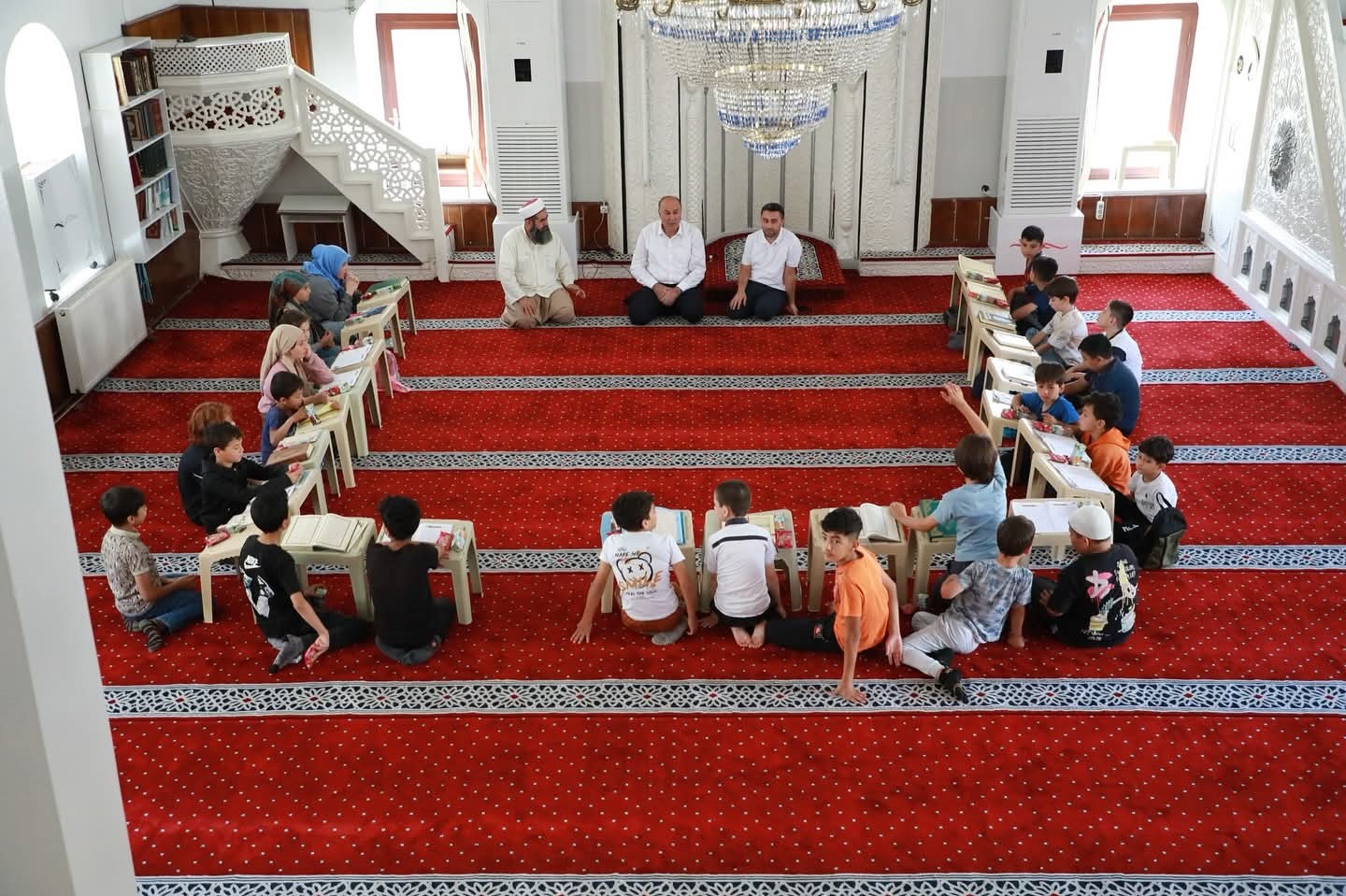 Başkan Arslan’dan Kur’an kursu öğrencilerine ziyaret 