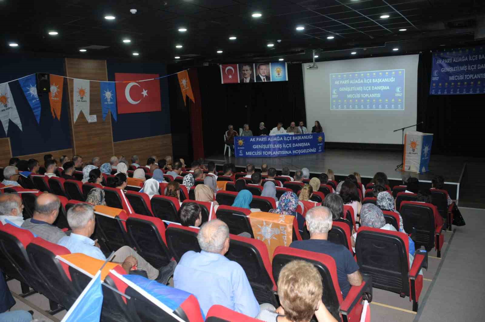 AK Parti Aliağa İlçe Danışma Meclisi Toplantısı gerçekleştirildi 