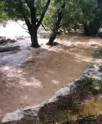 Mersin’de sağanak yağış sele neden oldu 
