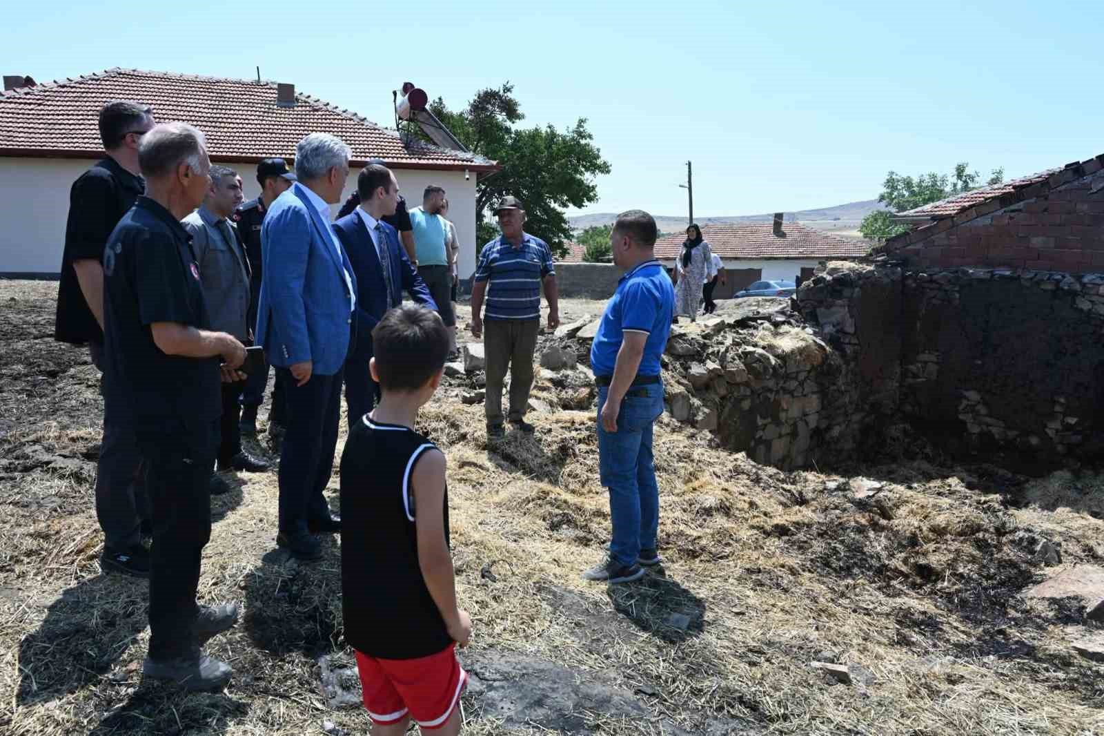 Kırıkkale Valisi Makas yangın bölgesinde incelemelerde bulundu 