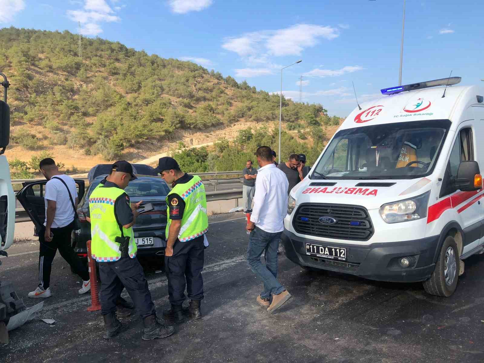 Geyve Belediye Başkanı Yıldız, Bilecik’te geçirdiği kazada yaralandı 