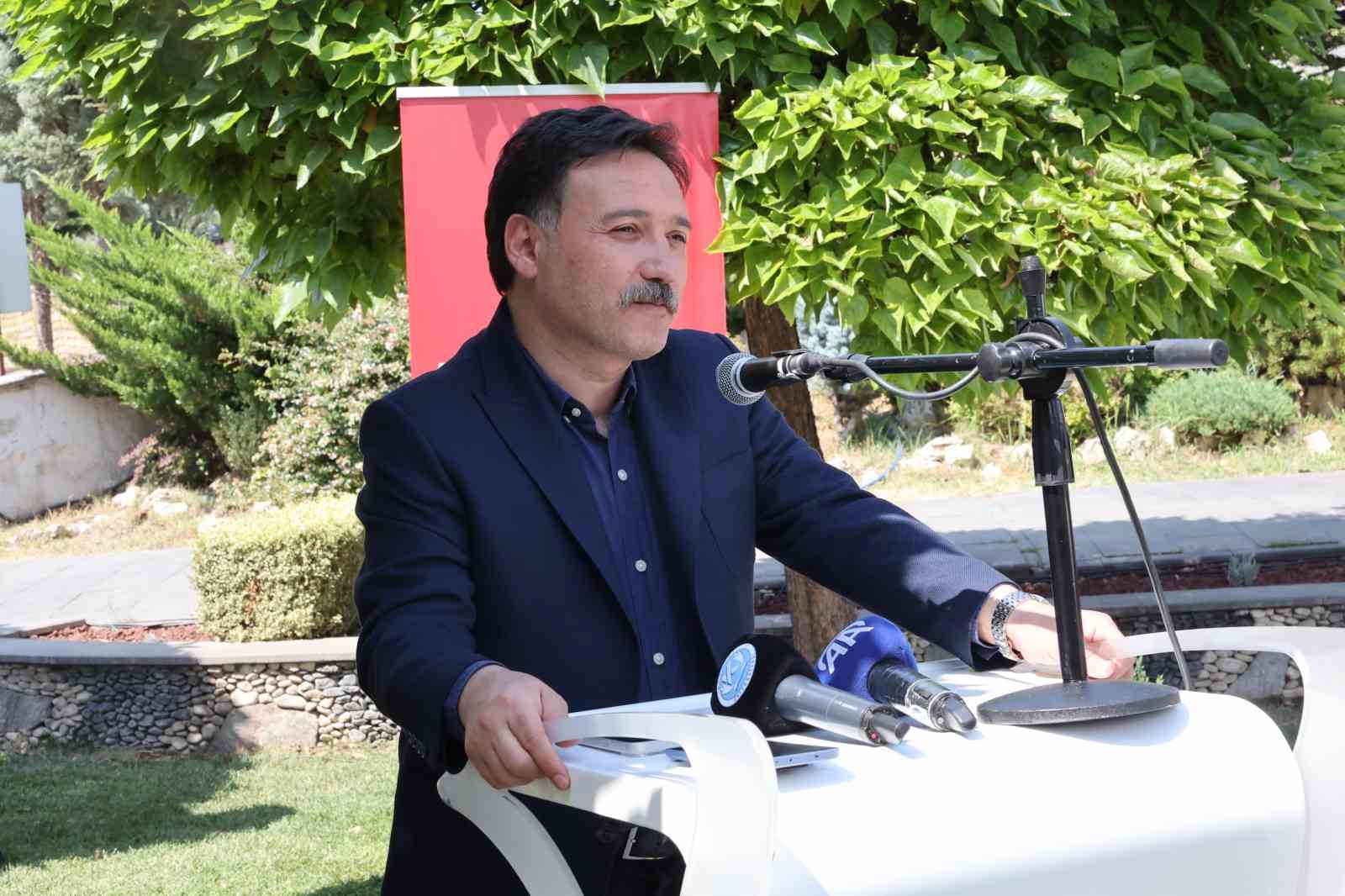 Kayseri Üniversitesi’nde ’Şehitler Anıtı’ açıldı 