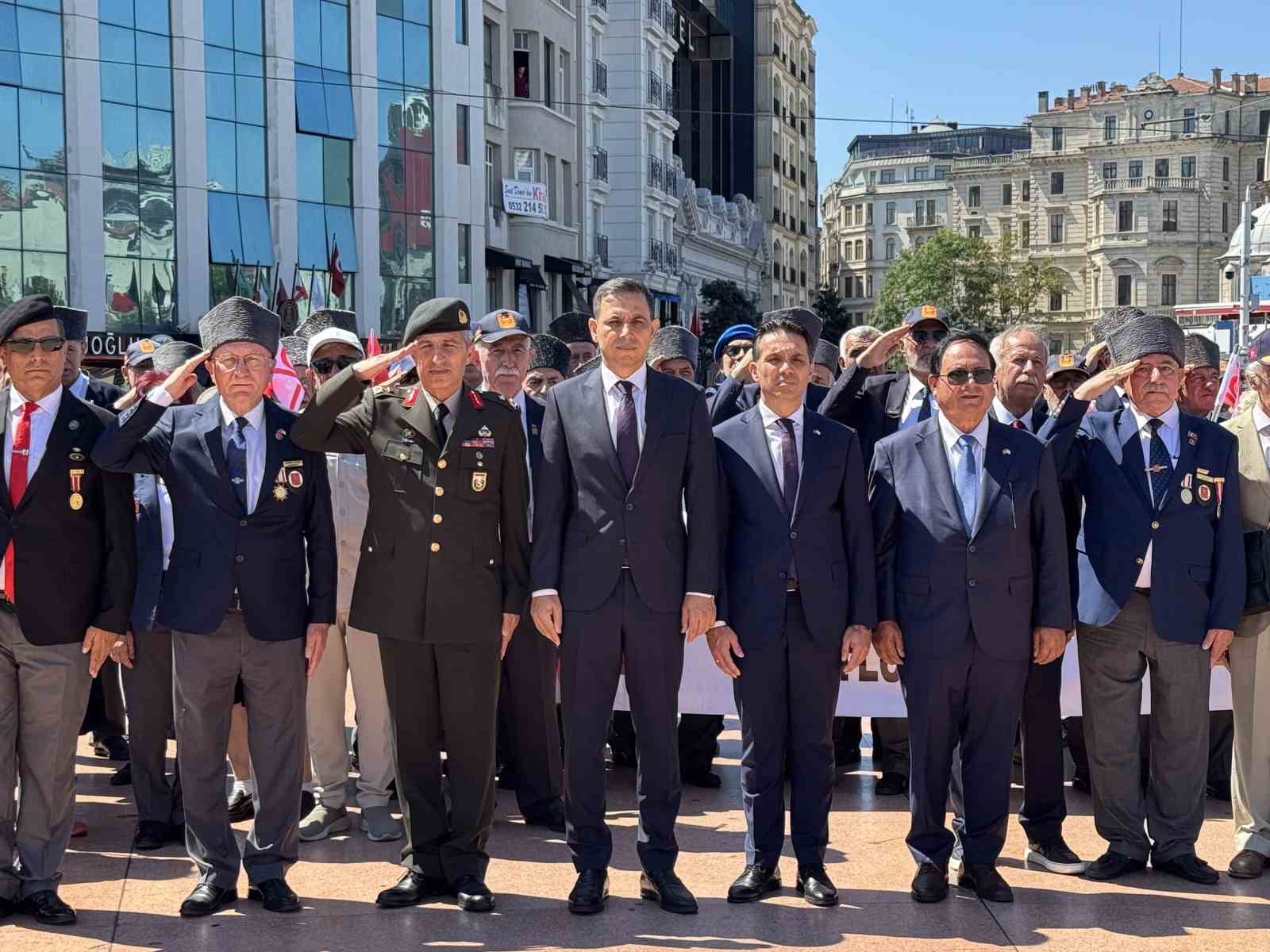 Kıbrıs Barış Harekatı’nın 51. yıl dönümü Kıbrıs gazilerinin katılımıyla Taksim’de kutlandı 