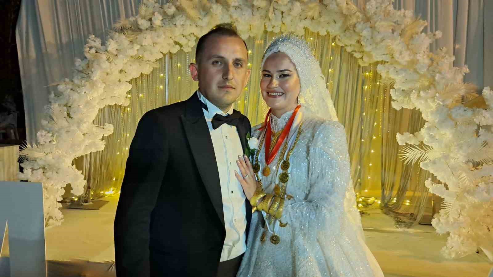 Hakim çift İznik’te dünya evine girdi 