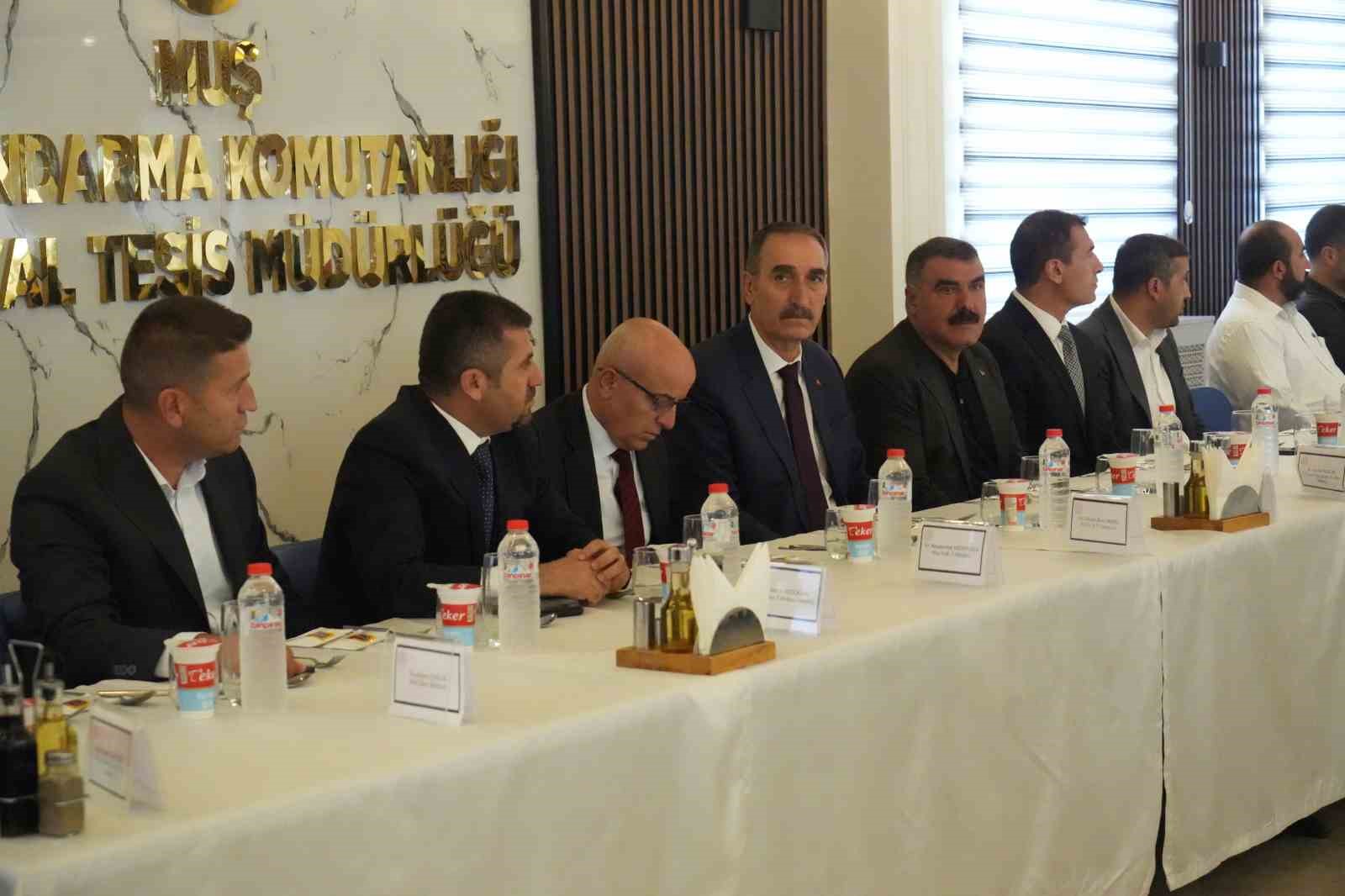 Bakan Işıkhan: 