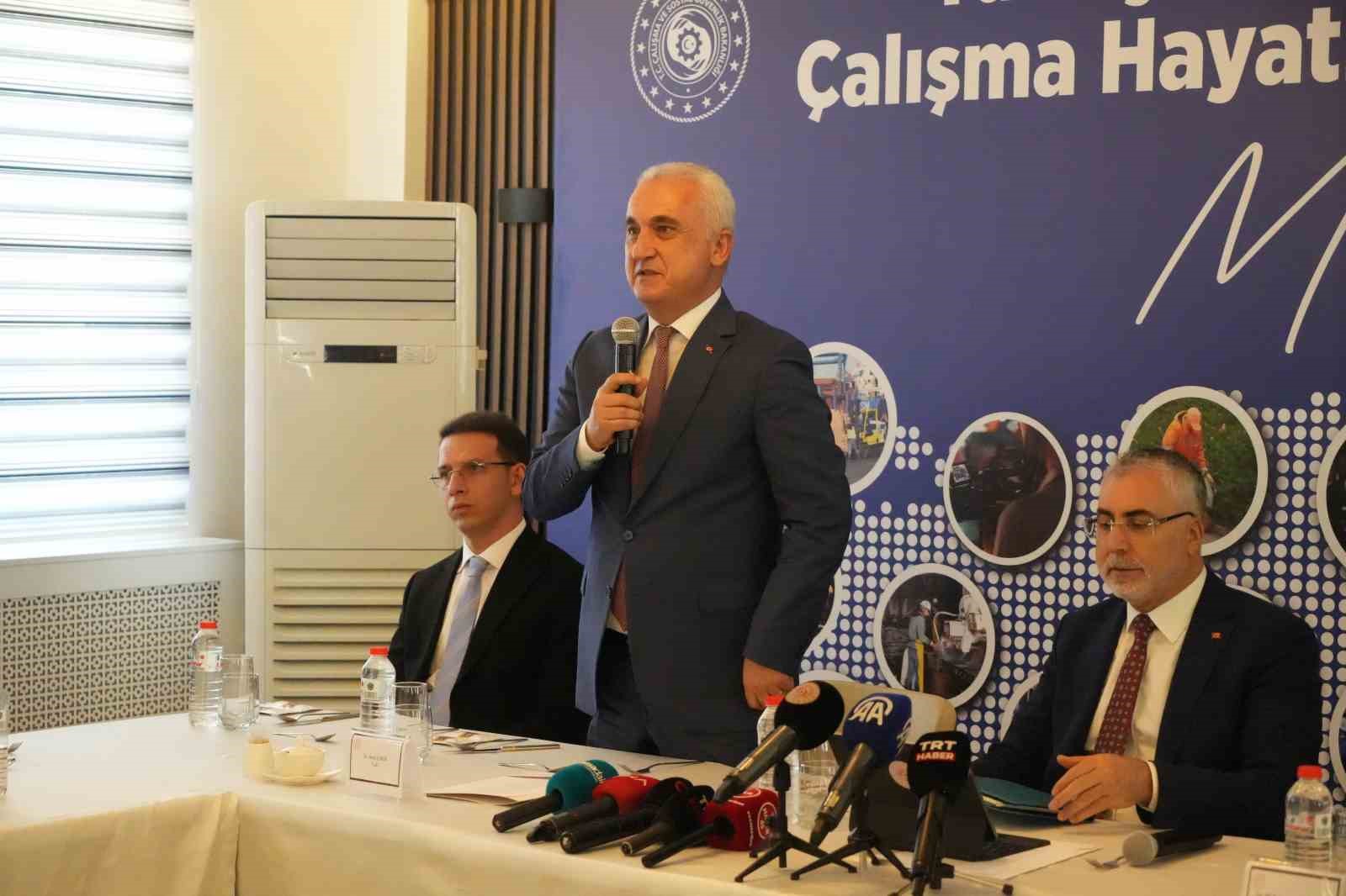 Bakan Işıkhan: 
