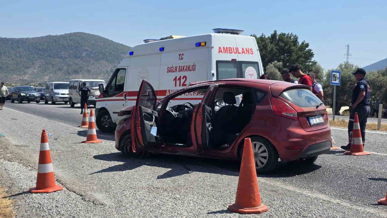 Muğla’da trafik kazası: 1 ölü, 2 yaralı 