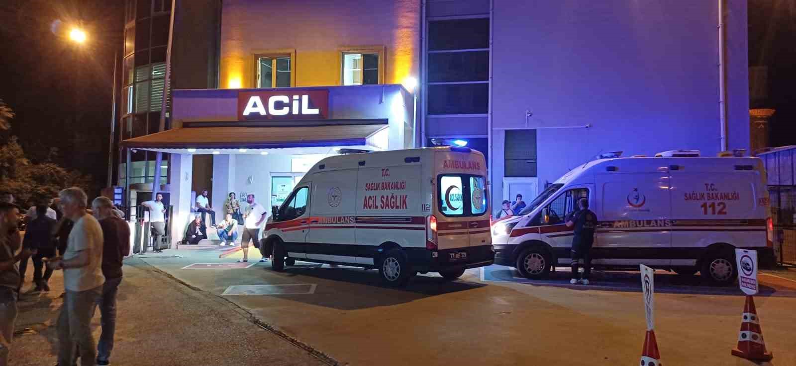 Tavuklu pilav yiyen 100 kişi hastanelik oldu