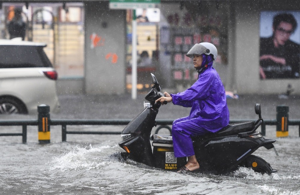 Wipha Tayfunu, Hong Kong’u ve Çin’i vurdu 