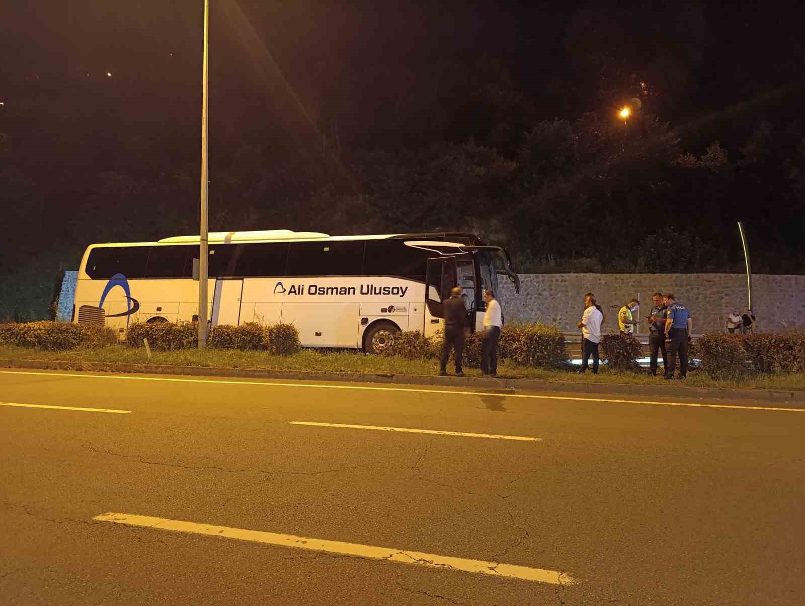 Rize’de yolcu otobüsü kaza yaptı 