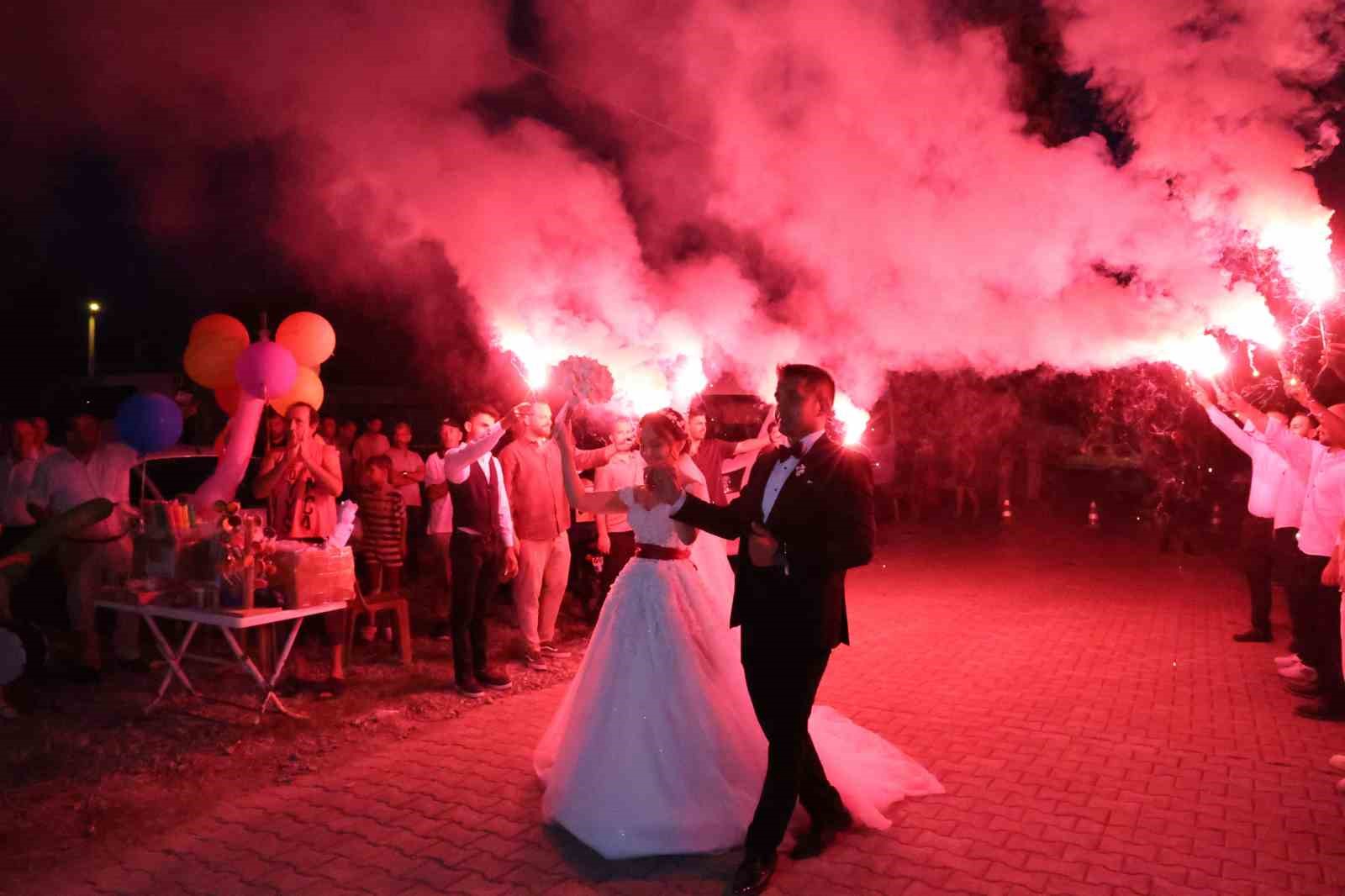 Pençe-Kilit gazisi Üsteğmen Duran dünya evine girdi 