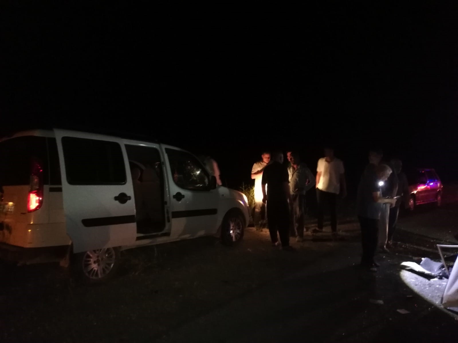 Malatya’da hafif ticari araç ile otomobil çarpıştı: 8 yaralı 