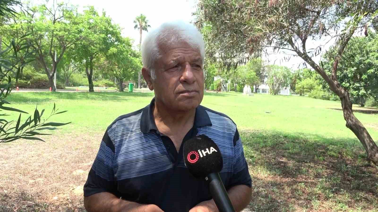 Uzman isim Caretta caretta ısırma vakalarının sebebini açıkladı 
