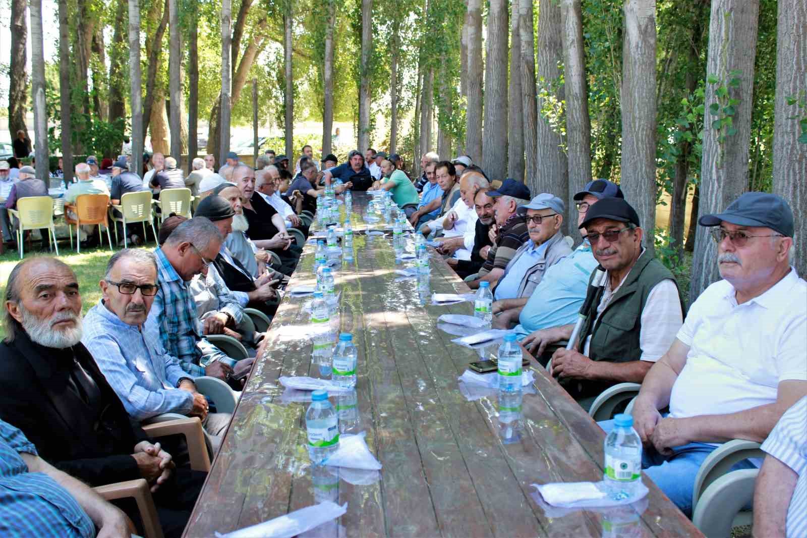 Çerkesler, kültürlerini her yıl düzenledikleri şenlikte yaşatıyor 