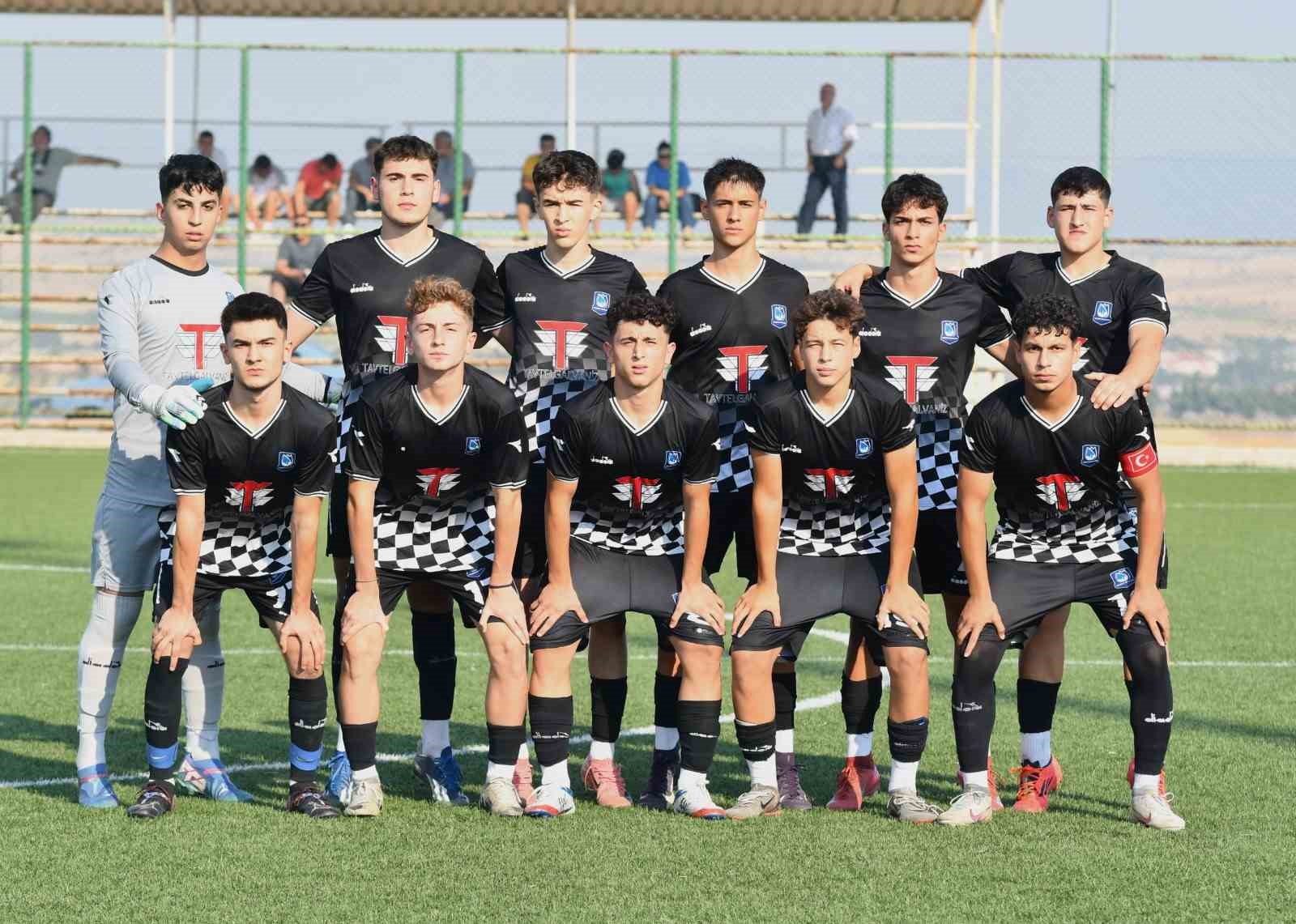 Yunusemreli U17’ler Türkiye Şampiyonasında ilk 4’e kaldı 