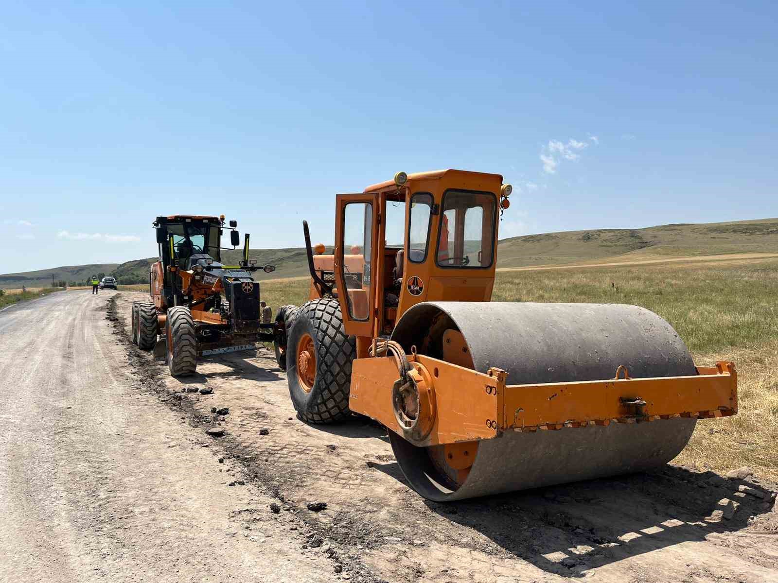 Karayolları Kayaköprü-Ani Ören Yeri yolunu genişletiyor 