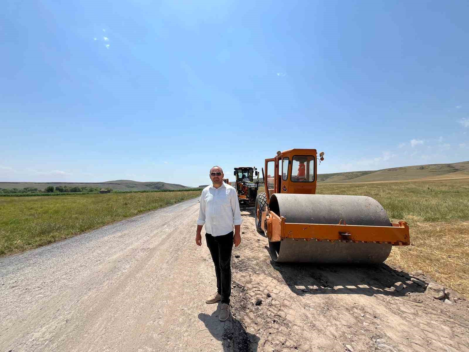 Karayolları Kayaköprü-Ani Ören Yeri yolunu genişletiyor 