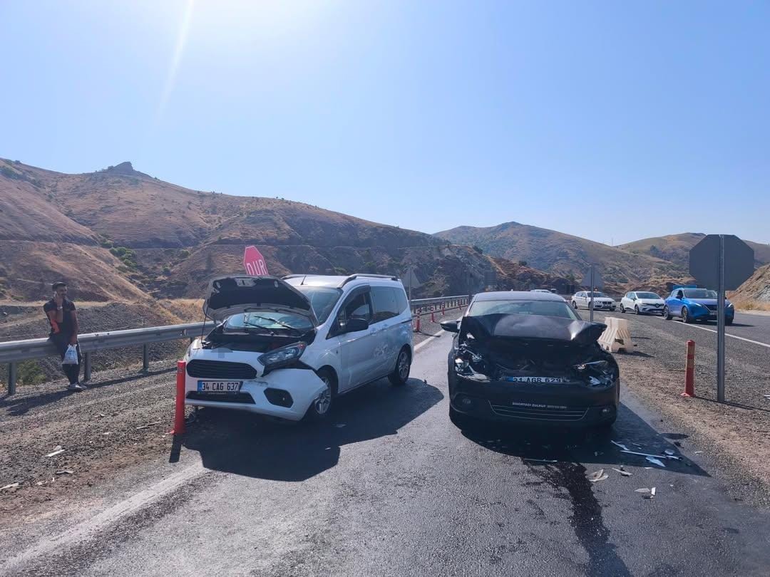 Elazığ zincirleme trafik kazası: 1 yaralı 