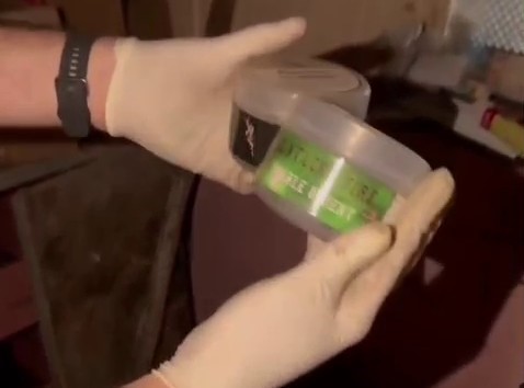 Polis 1 ton 798 kilogram kaçak nargile tütünü ele geçirdi 