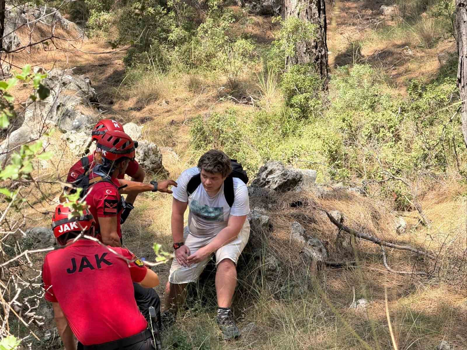 Fethiye’de ormanlık alanda kaybolan Rus turist bulundu 