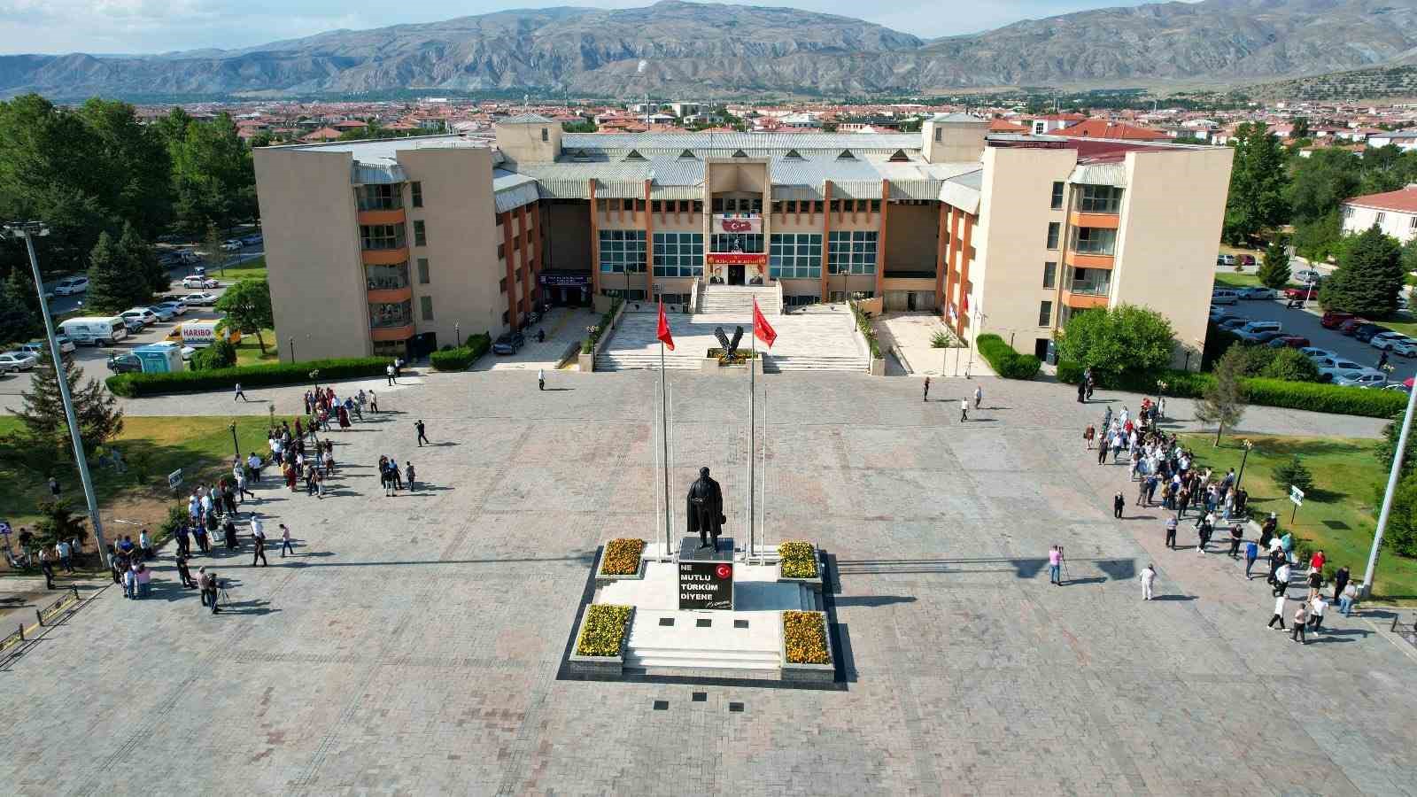 Erzincan’da yangın, kurtarma ve tahliye tatbikatı yapıldı 