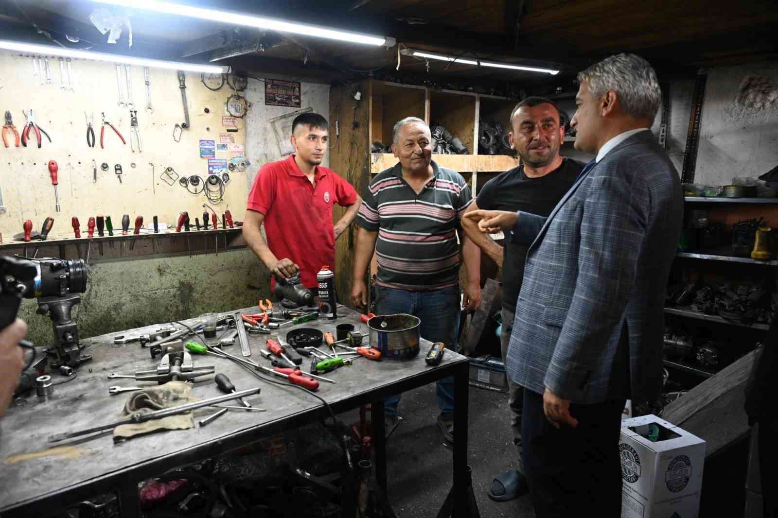 Kırıkkale Valisi Makas esnafla buluştu, talepleri dinledi 