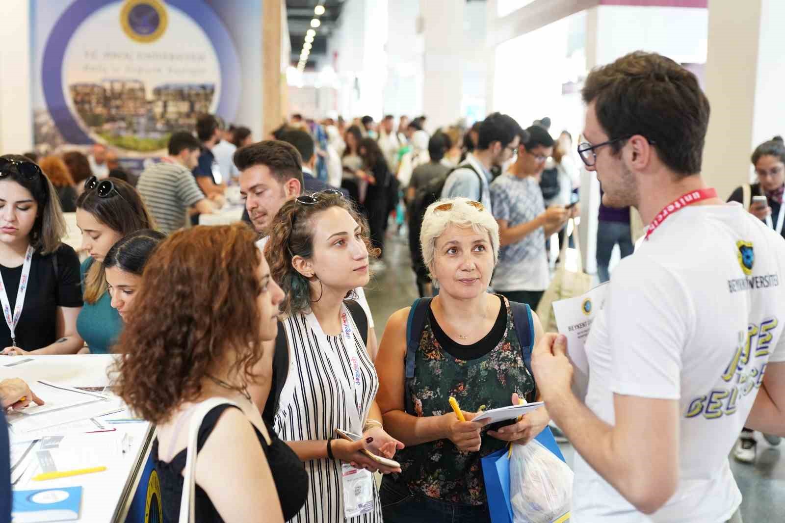 GİBTÜ aday öğrencileri Üniversite Tercih Fuarı’nda bekliyor 
