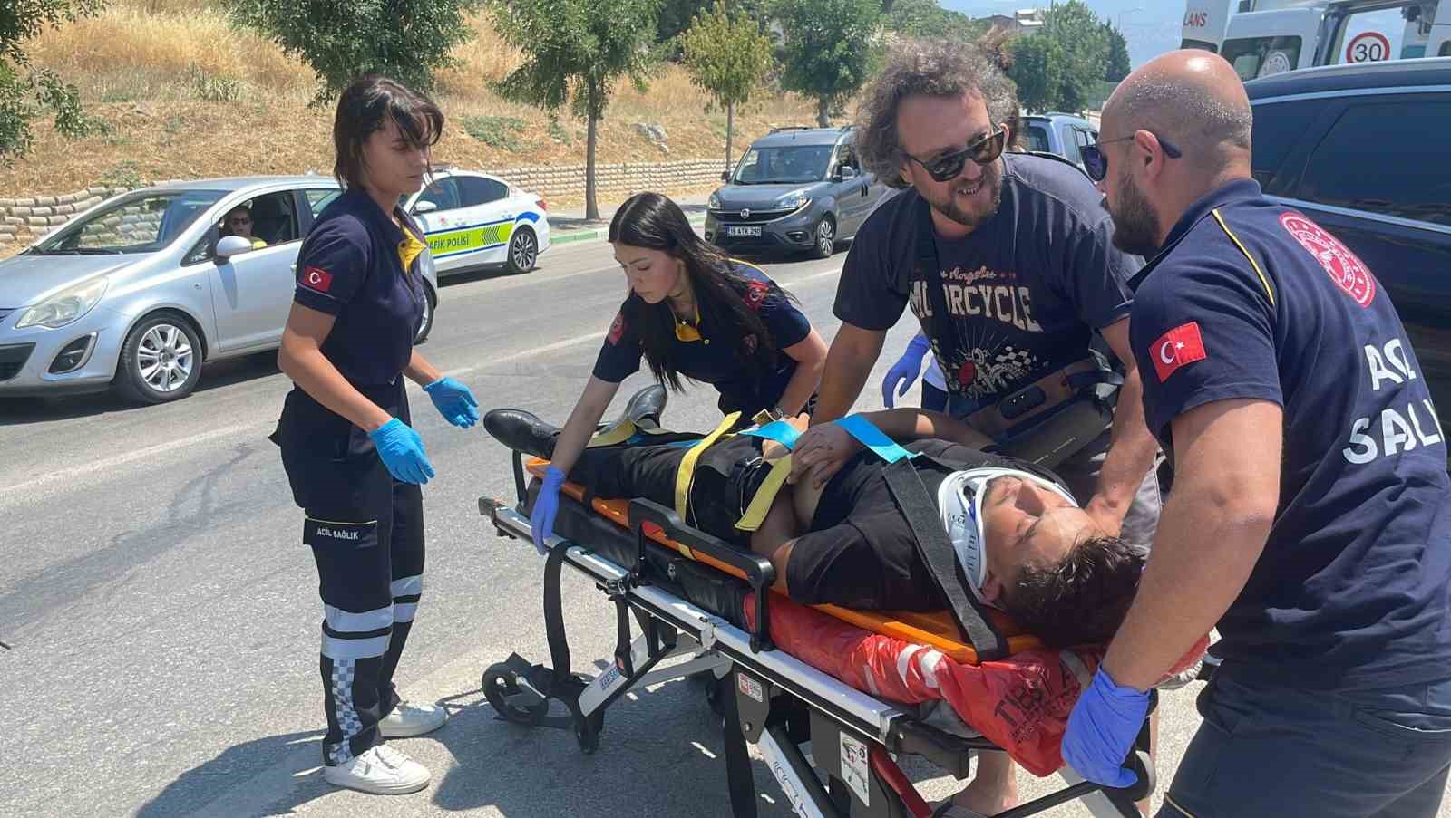 Motosikletinin kontrolünü kaybeden sürücü, kaza yaptı 