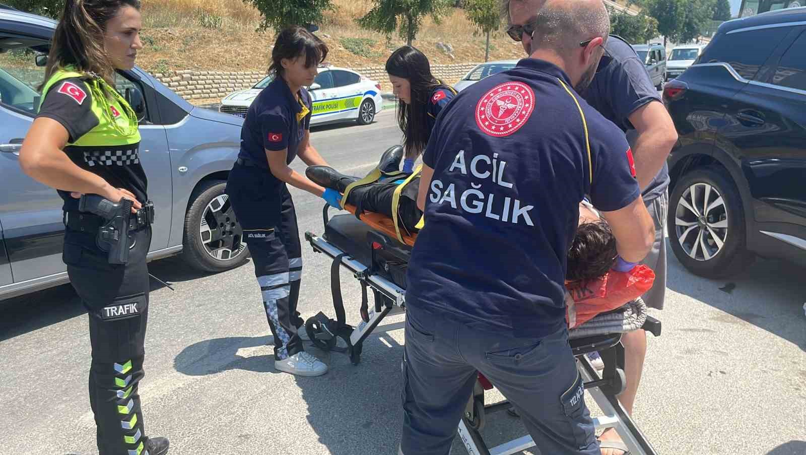 Motosikletinin kontrolünü kaybeden sürücü, kaza yaptı 