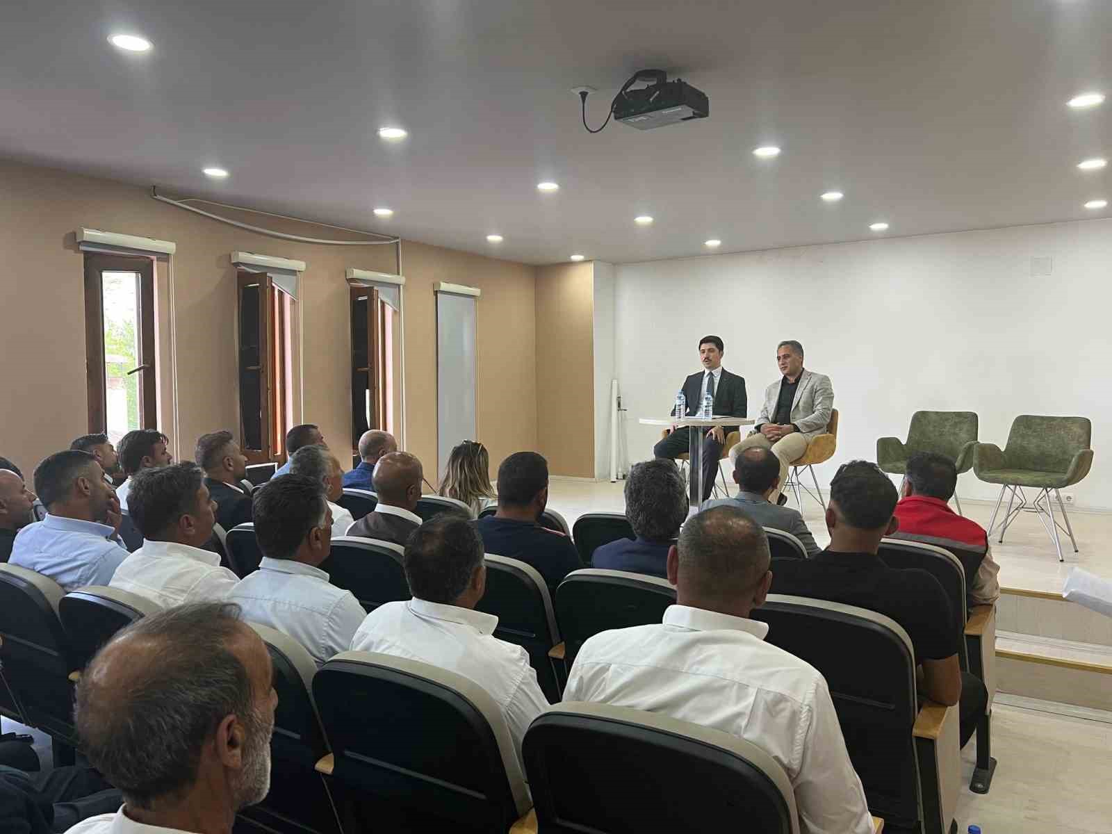 Digor’da hayvan hastalıkları mücadele toplantısı yapıldı 