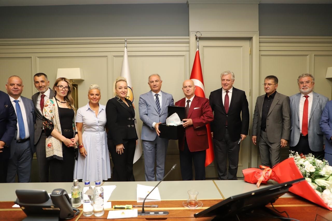 Atik: ’’Vicdanlı çözümler üretecek kişilerle yol almalıyız’’ 