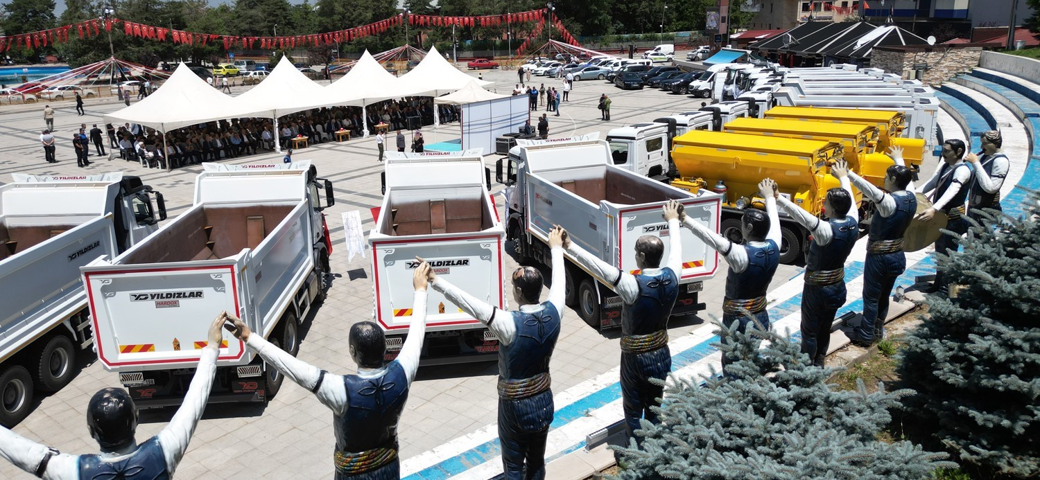 Büyükşehir 19. araç filosunu tanıttı 