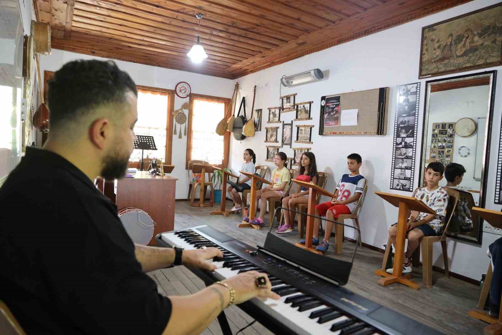 Menteşe’de yaz kurslarına yoğun ilgi 