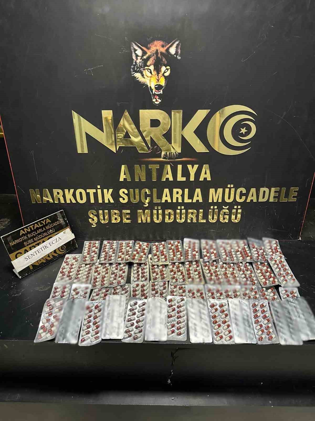 Antalya’da narkotik operasyonlarında 1 haftada çok sayıda uyuşturucu madde ele geçirildi 