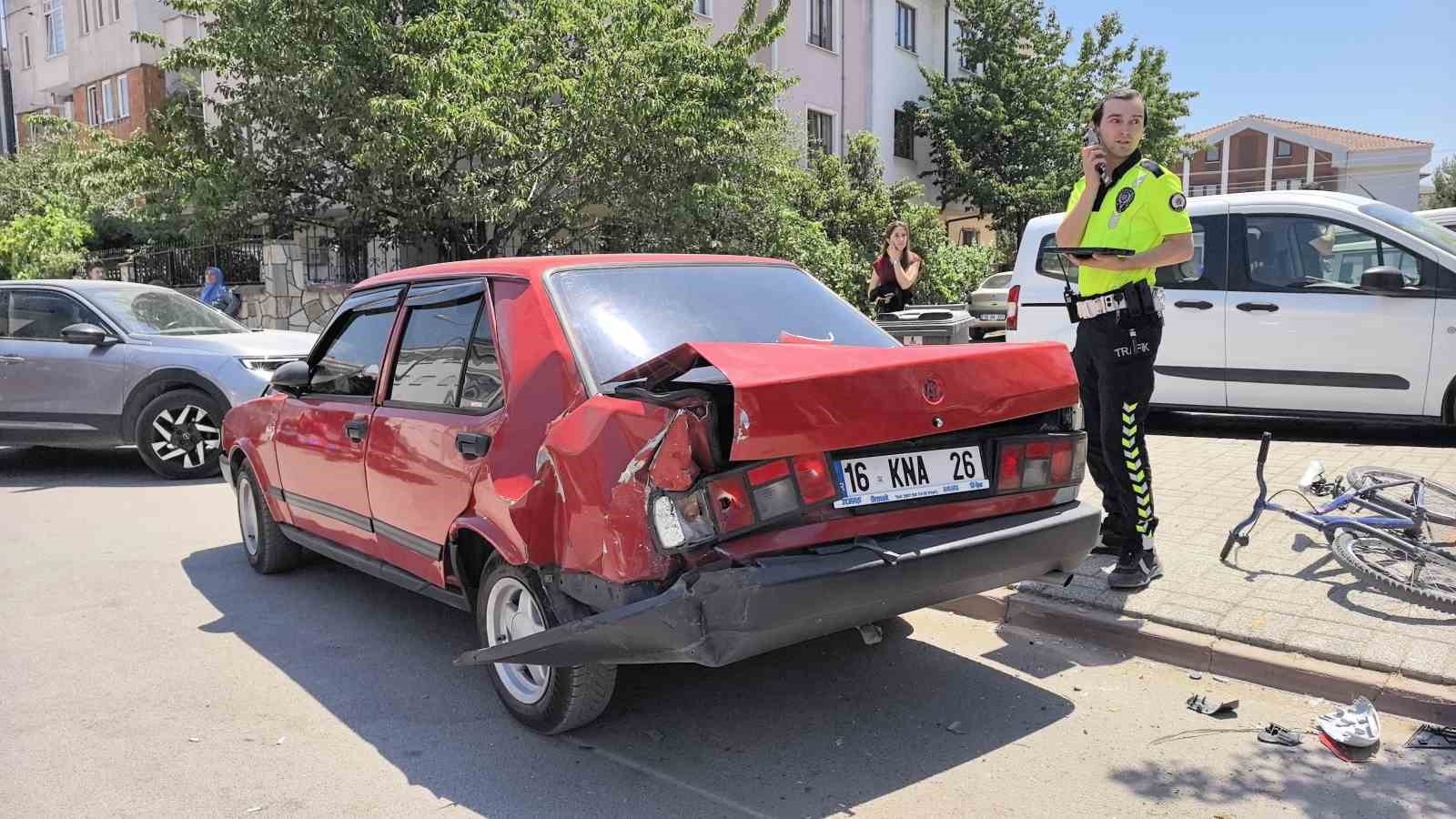 İnegöl’de zincirleme kaza: 1’i komiser 5 yaralı 