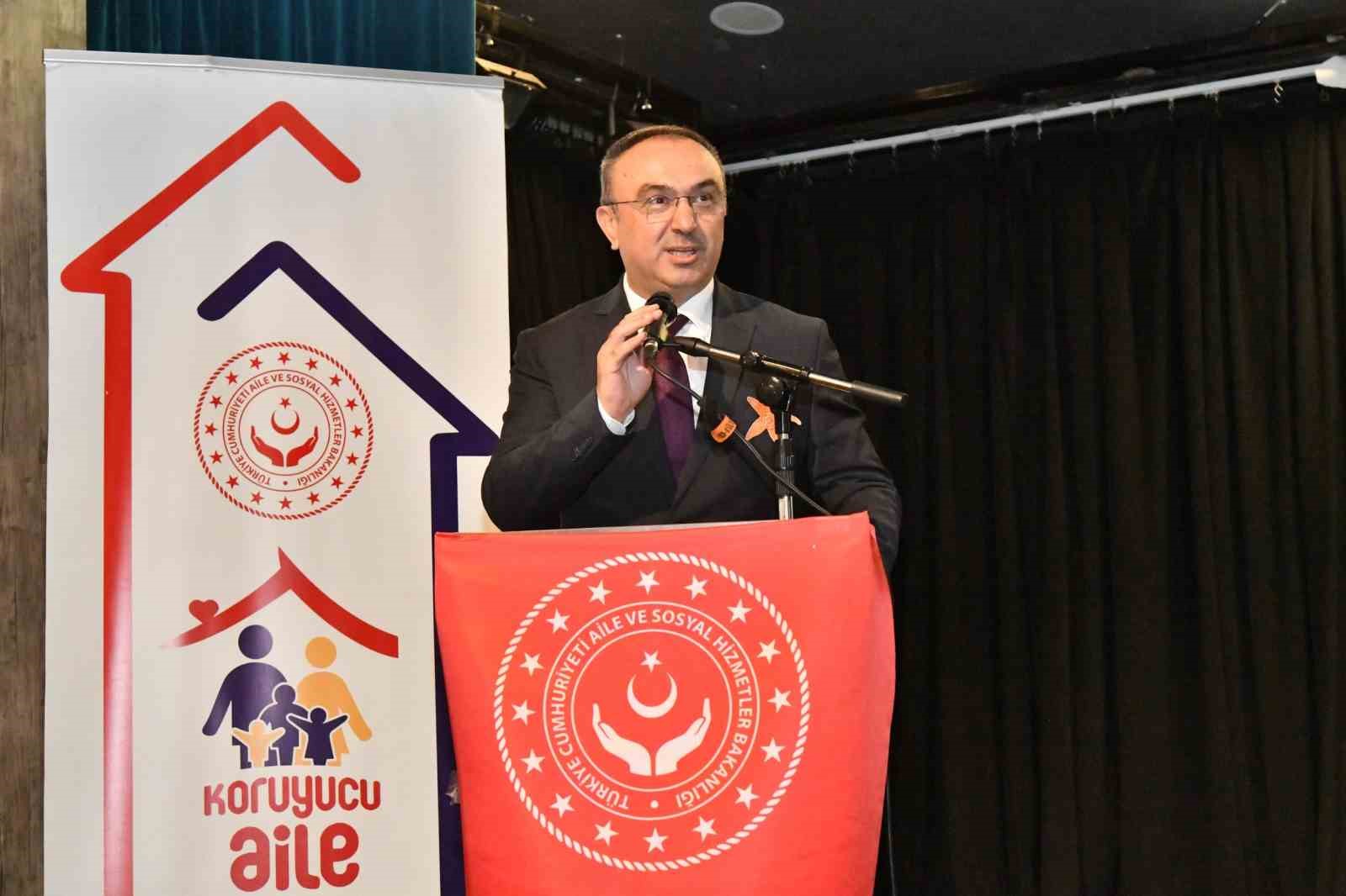 Tekirdağ’da Gönül Elçileri ile Koruyucu Aile Farkındalık Toplantısı düzenlendi 