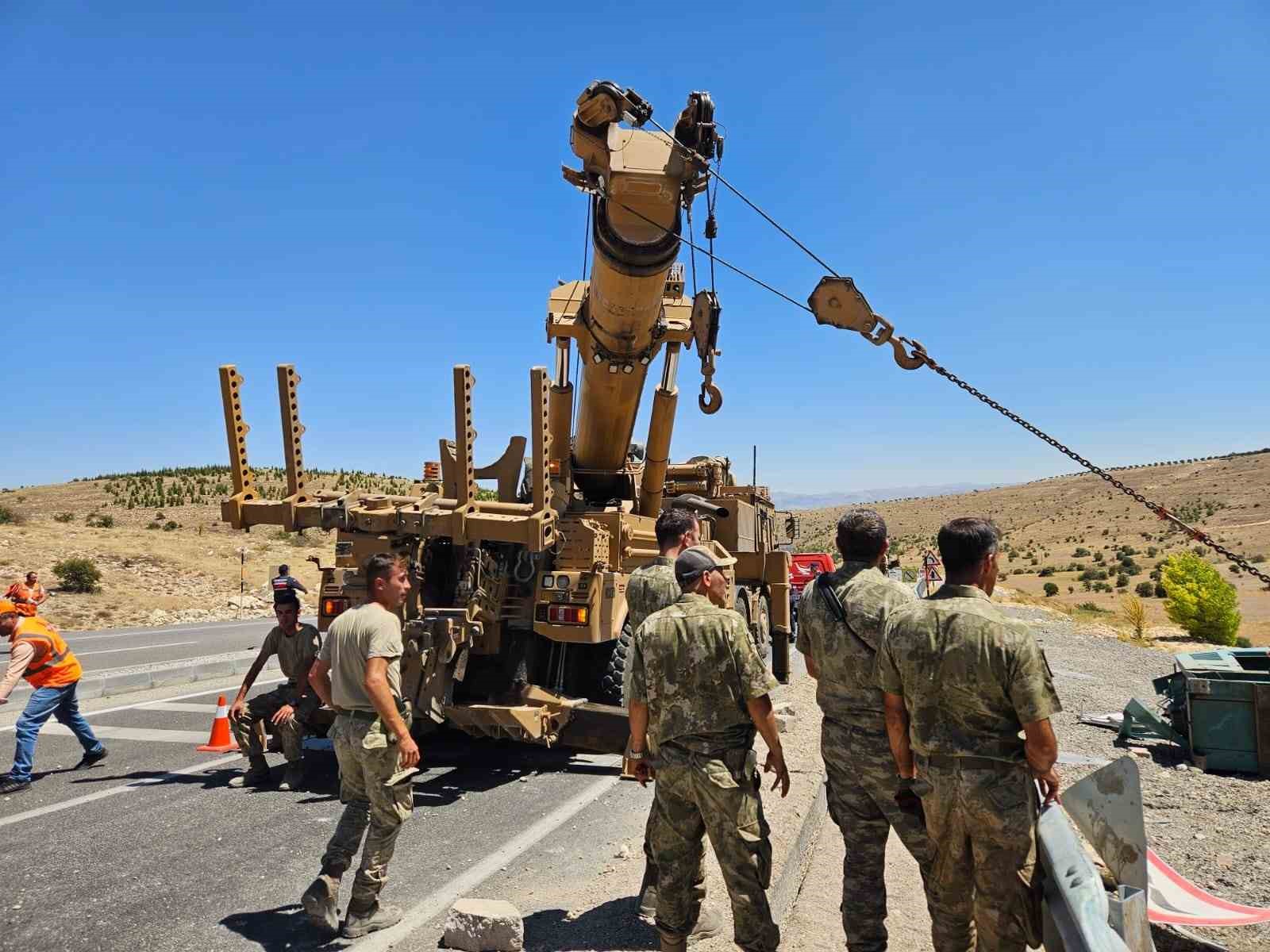 Malatya’da askeri araç devrildi: 1 şehit, 1 asker yaralı 