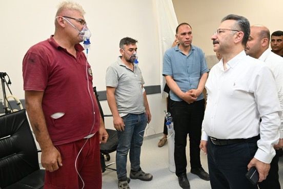Vali Aksoy, orman yaralılarını ziyaret etti 