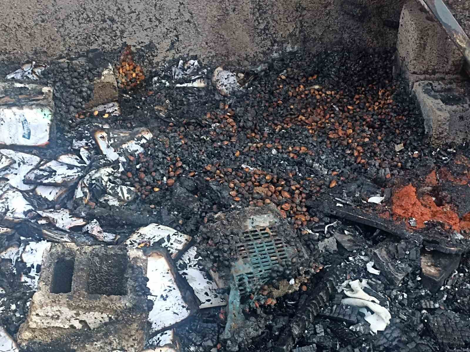 Darende’de ev yangını 