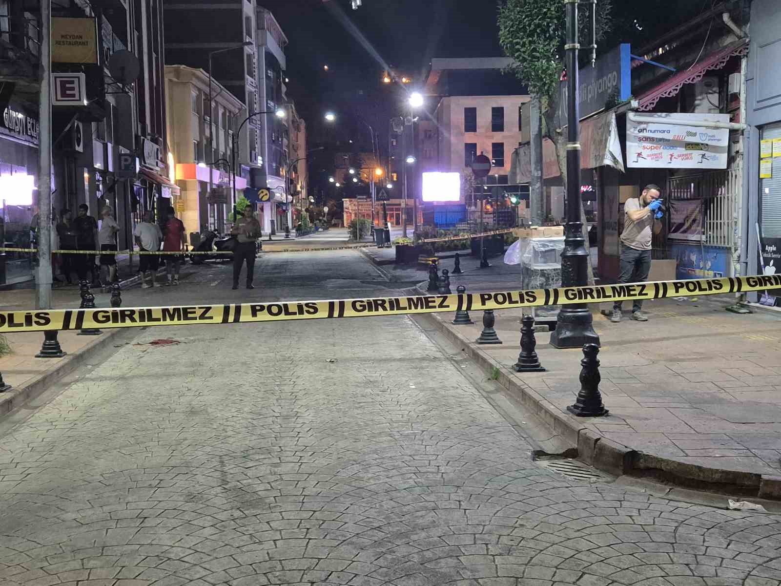 Amca, yeğenini silahla vurarak öldürdü 