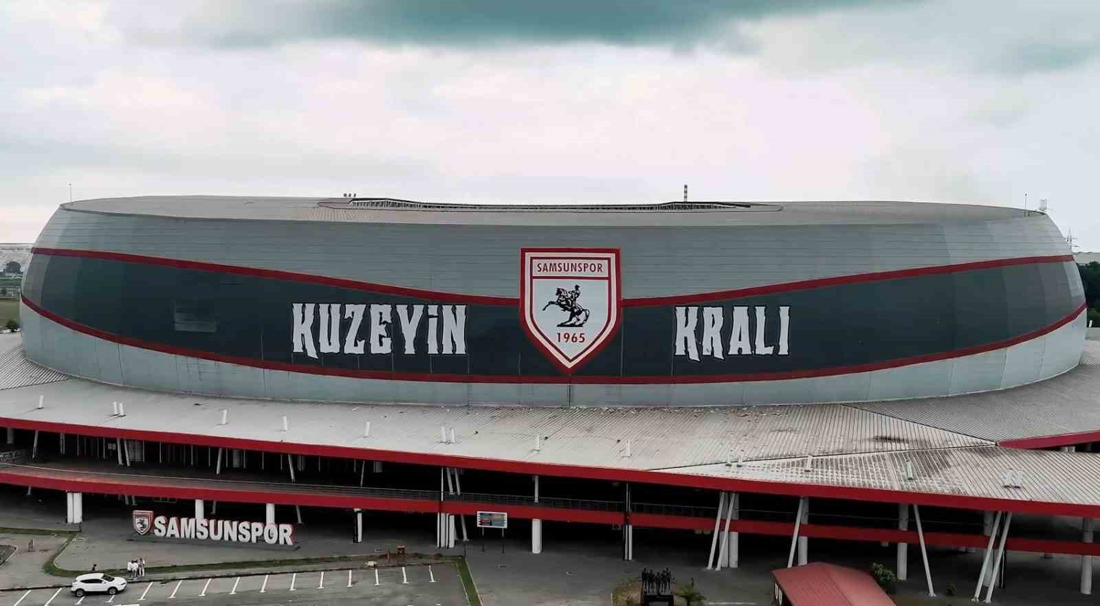 Hukuk öğrencisinden, Samsunspor’a şarkı 