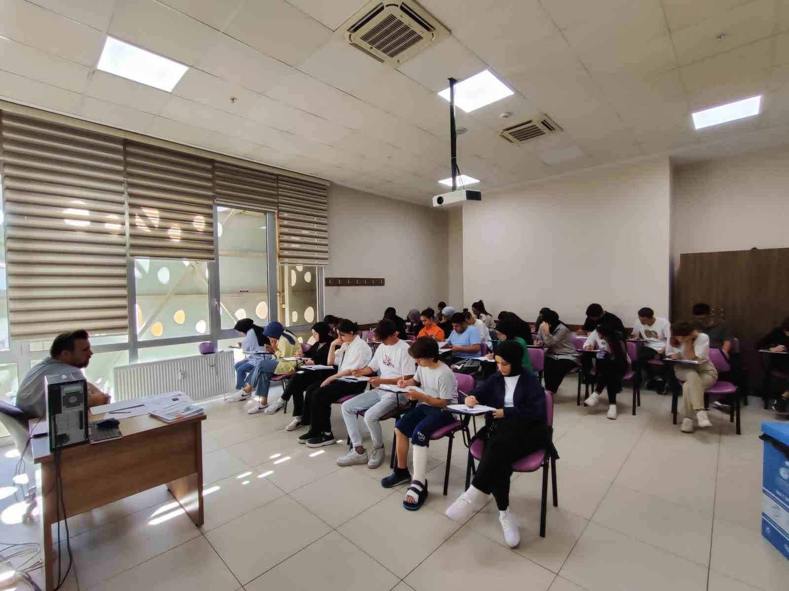 Darıca Belediyesi’nin eğitime desteği başarıyı getirdi 