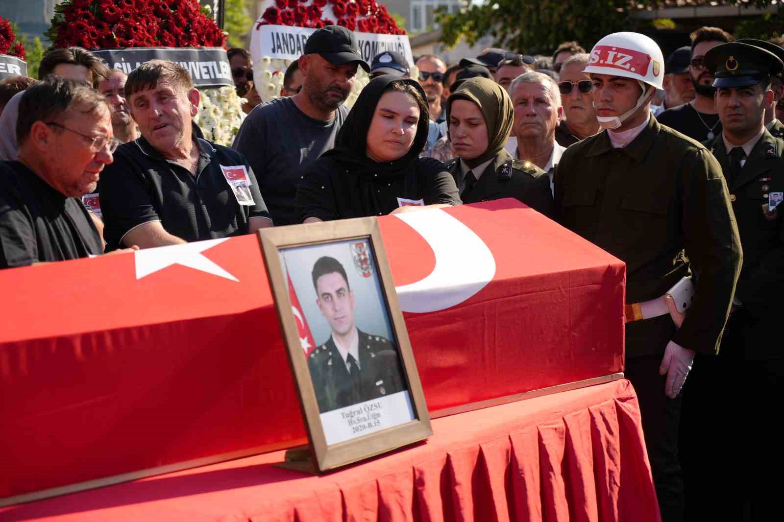 Şehit Üsteğmen Tuğrul Özsu, Edirne’de son yolculuğuna uğurlandı