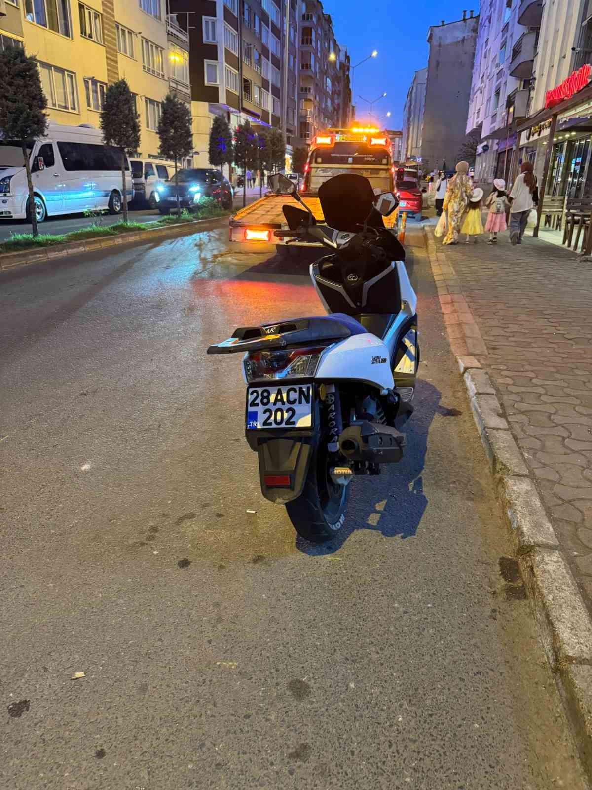 ’Dur’ ihtarına uymadı, motosikleti bırakıp kaçtı 