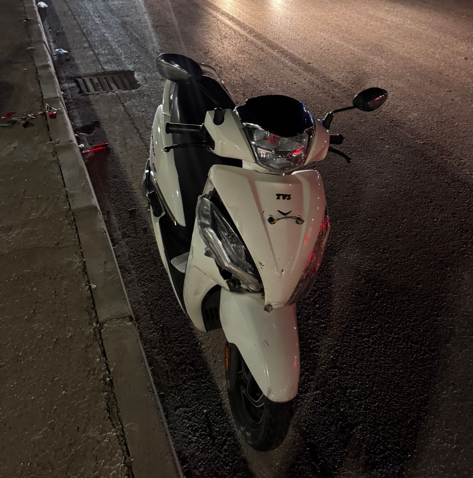 Zincirleme trafik kazasında 2 kişi yaralandı 