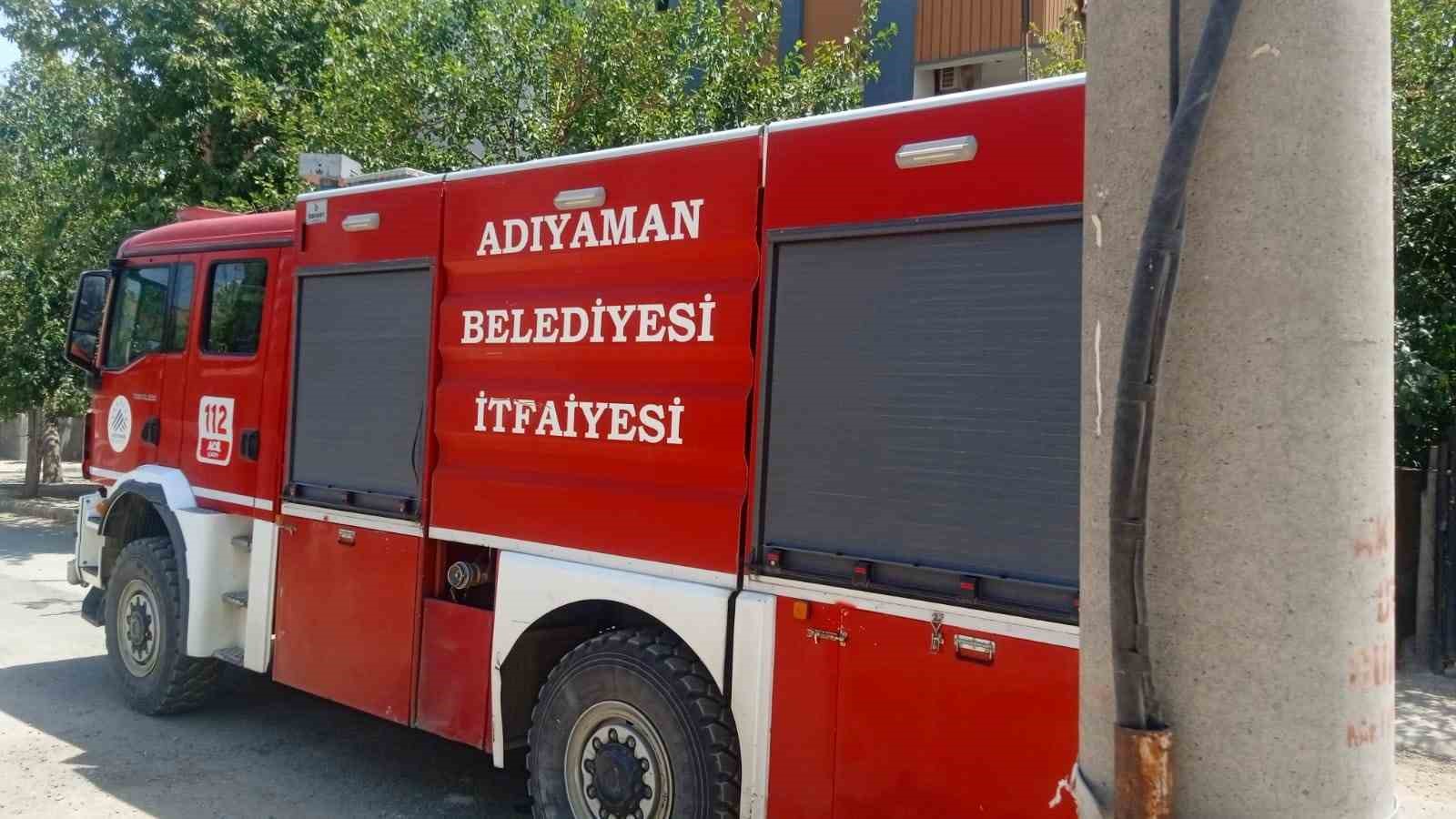Sıcağa dayanamayan trafo alev aldı 