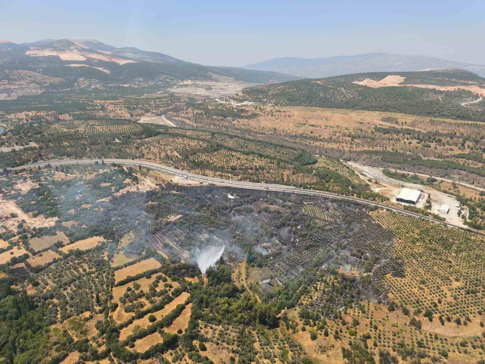 Muğla Stratonikia Antik Kenti’ni etkileyen zirai alan yangını kontrol altına alındı 