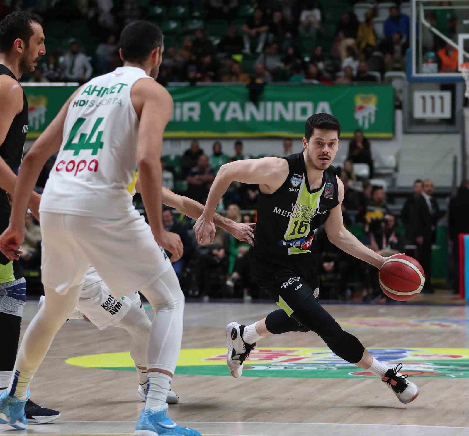 Tecrübeli forvet Sakarya Büyükşehir Basketbol’da