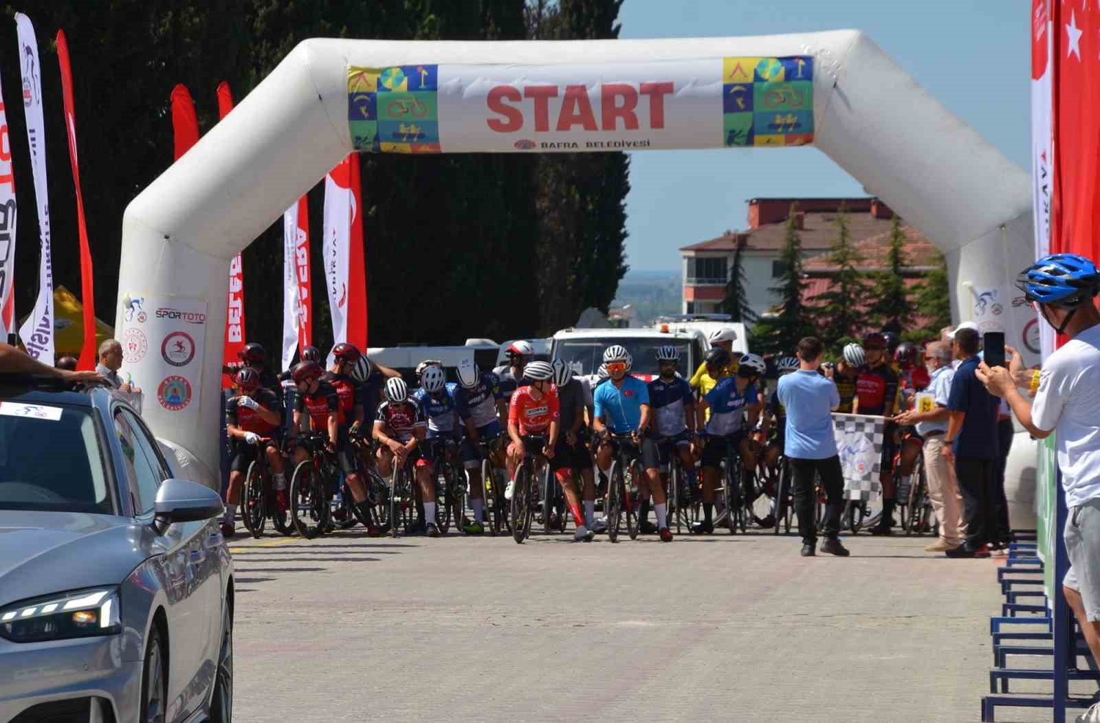 Bisiklet Türkiye Kupası 5. Etap Puanlı Yol Yarışı Bafra’da yapıldı 